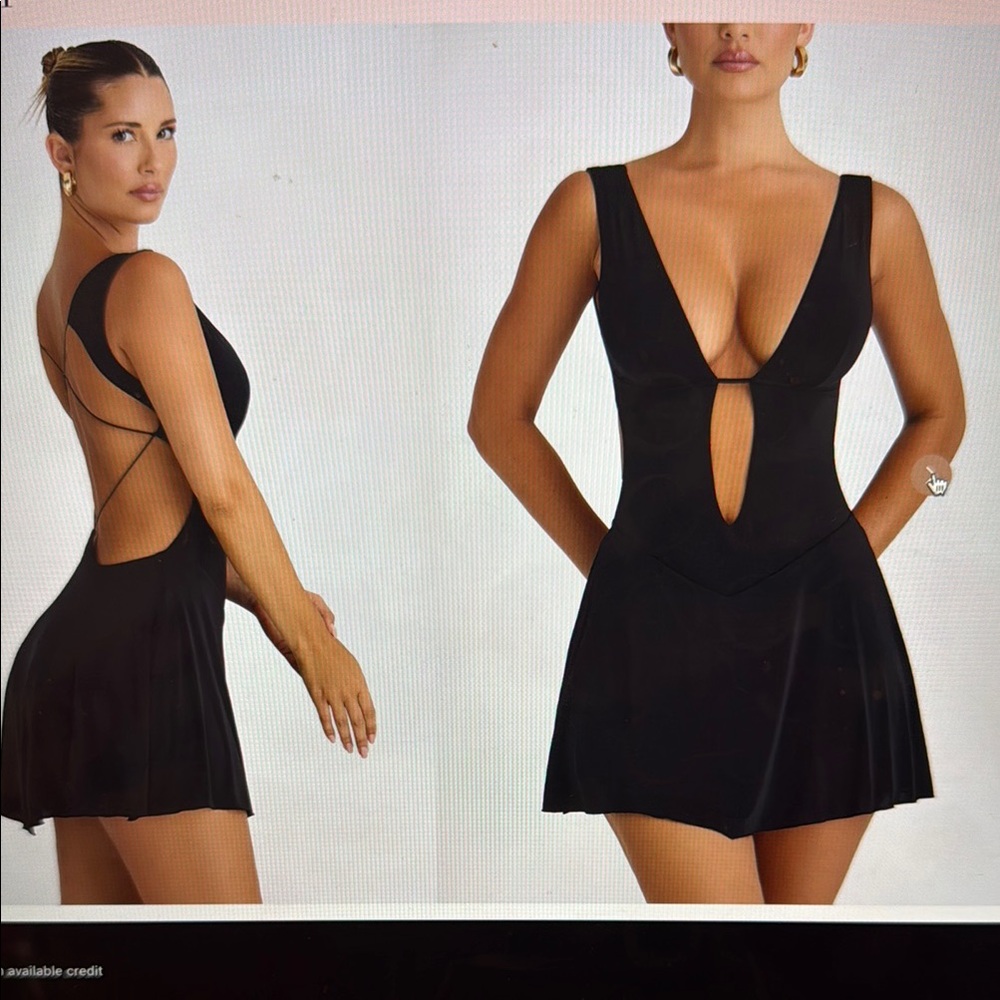 Elegant Black Dress - Picture 3 of 7